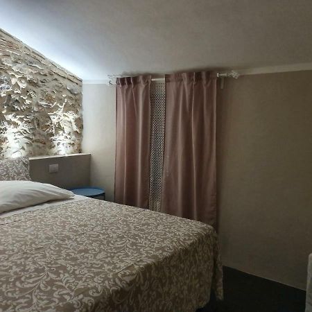 Lo Scarabeo Bed & Breakfast Casale di Pari Bagian luar foto