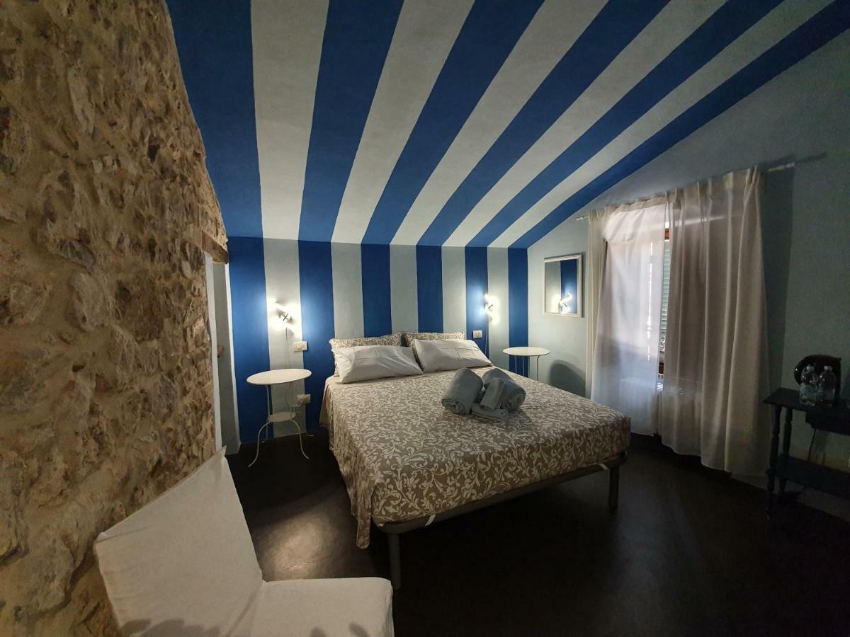 Lo Scarabeo Bed & Breakfast Casale di Pari Ruang foto